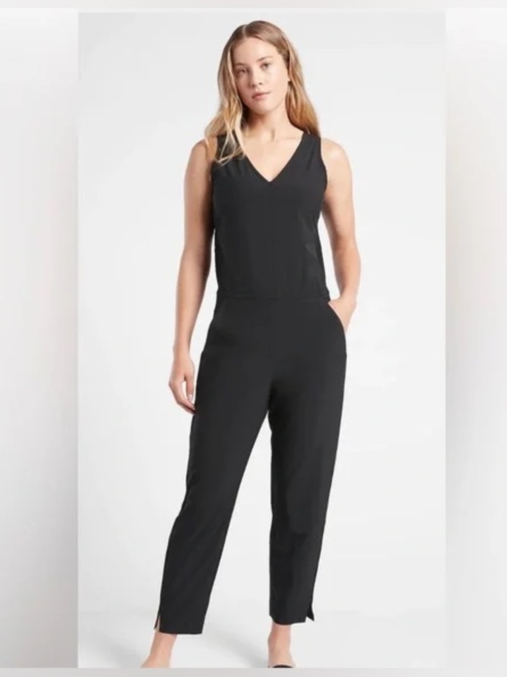 ATHLETA sz 6 Brooklyn Performance V Neck Tapered Leg Jumpsuit Athletic Black